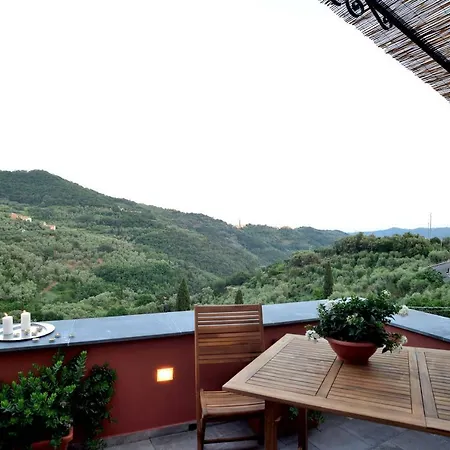 Chalet In Liguria Vasia